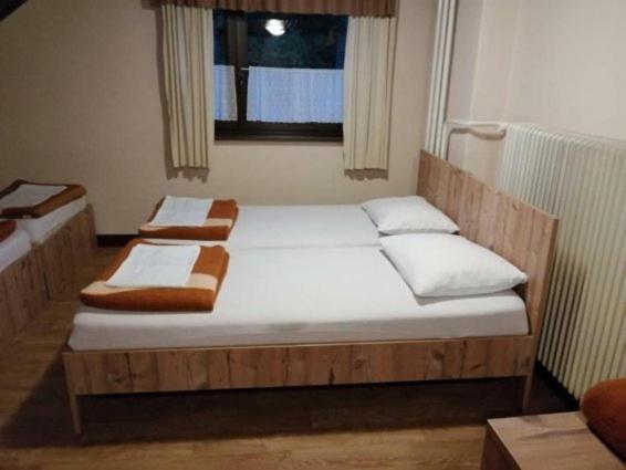 Planinski Dom Gore Apart otel Dol pri Hrastniku Dış mekan fotoğraf